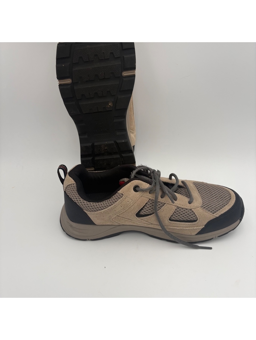 George Men's Size 8.5 USA Tan and Black Rugged Outdoor Casual Sneakers